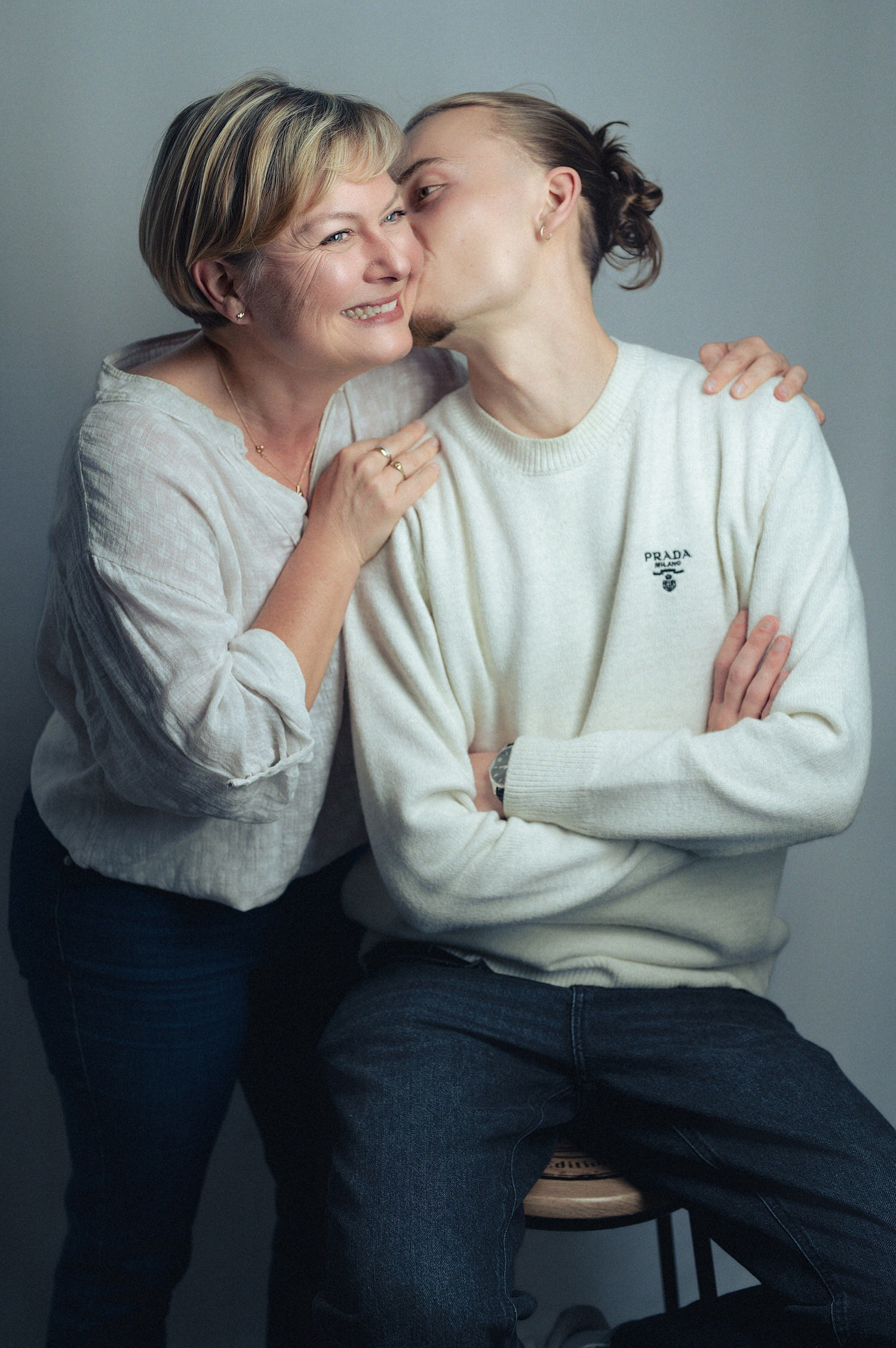 Famille Akono Studio